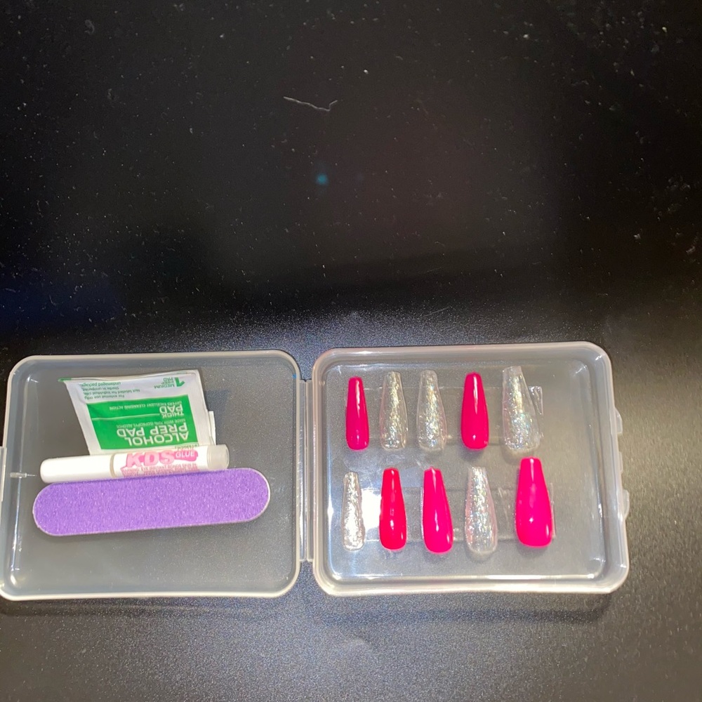 Press on nails (customs as well)